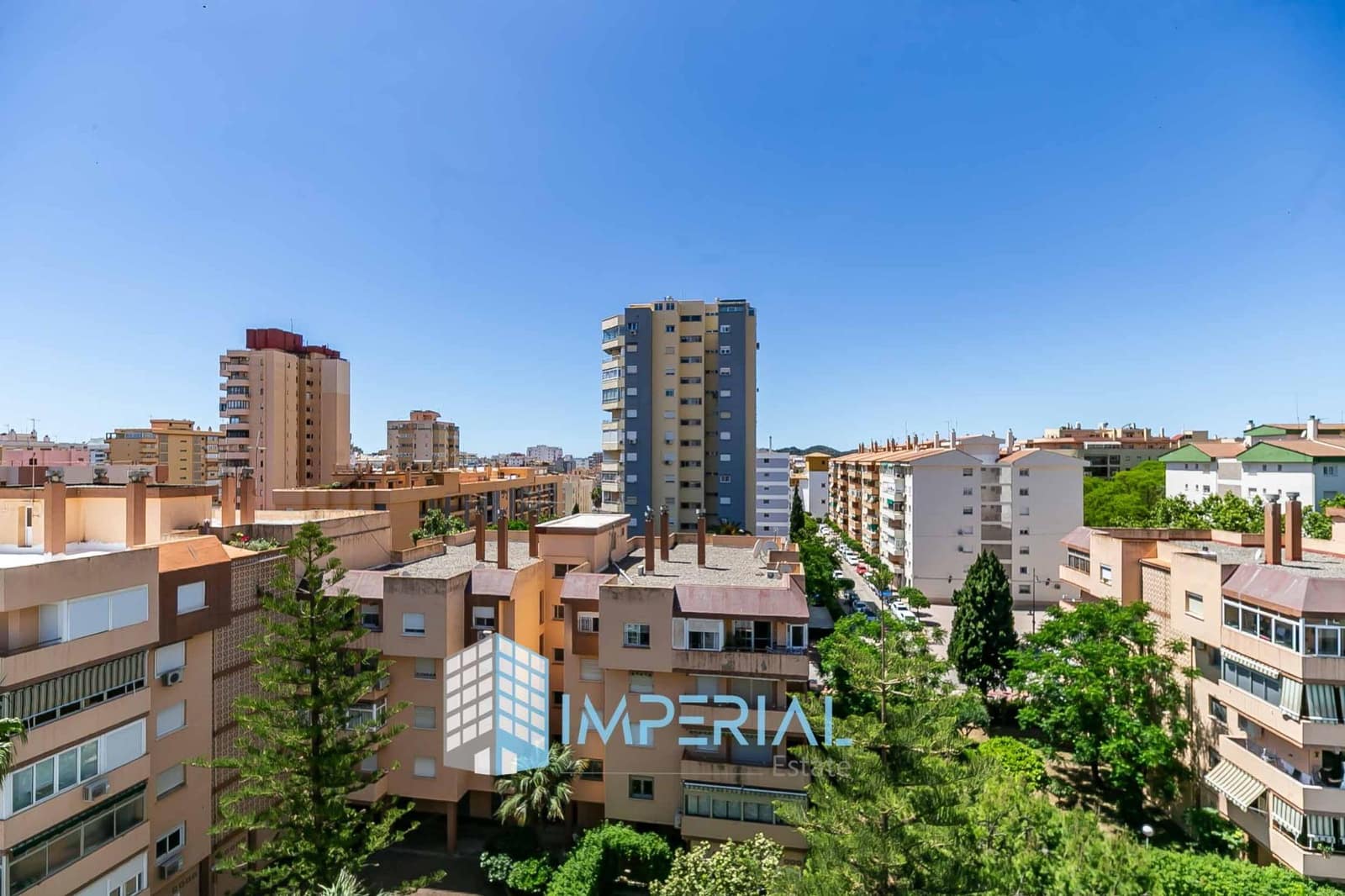 2 soverom Leilighet til salgs i Fuengirola med svømmebasseng - € 299 000 (Ref: 9840411)