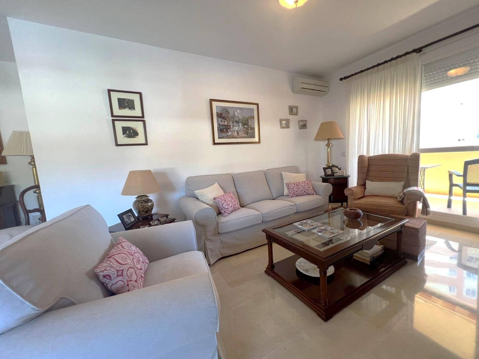 3 slaapkamer Flat te koop in Fuengirola met zwembad - € 460.000 (Ref: 9849619)
