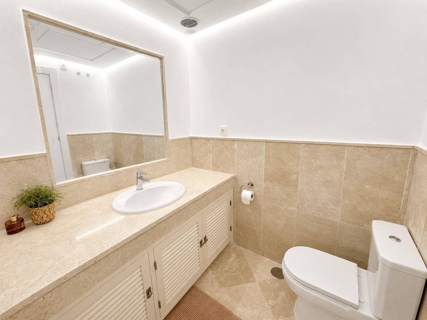 Adosado de 4 habitaciones en La Mairena en venta con piscina - 535.000 € (Ref: 9867142)