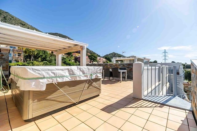 2 sovrum Takvåning till salu i Benalmádena med pool - 549 000 € (Ref: 9876615)