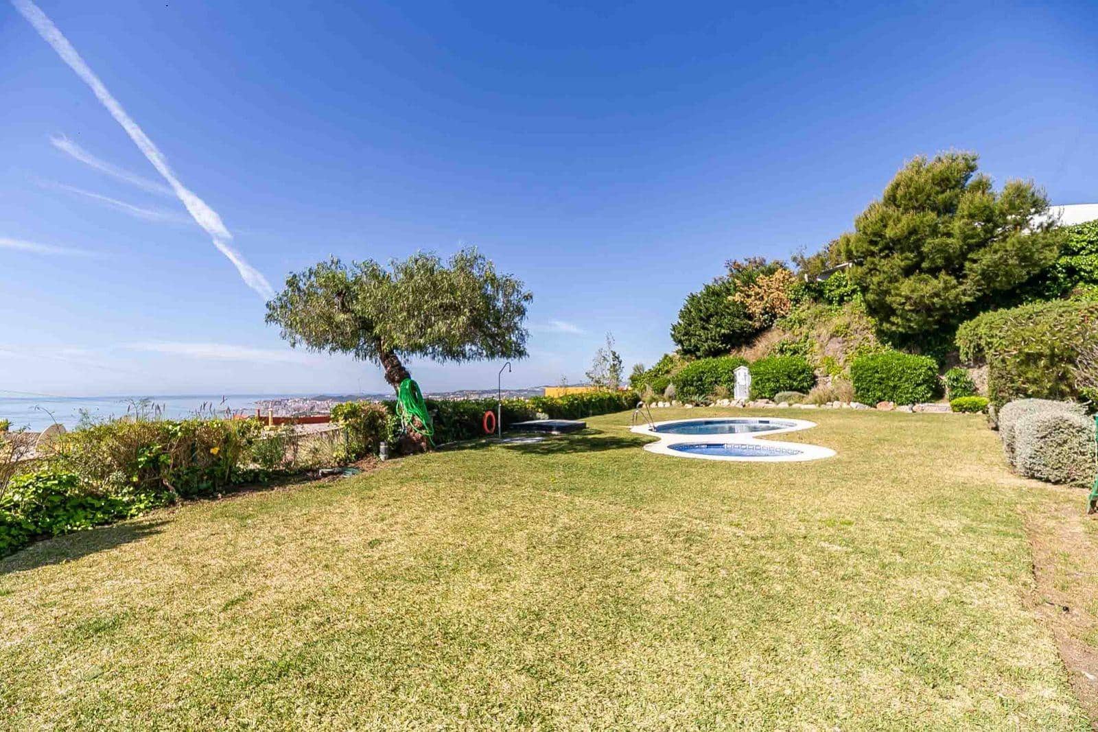 2 sovrum Takvåning till salu i Benalmadena med pool - 549 000 € (Ref: 9876615)