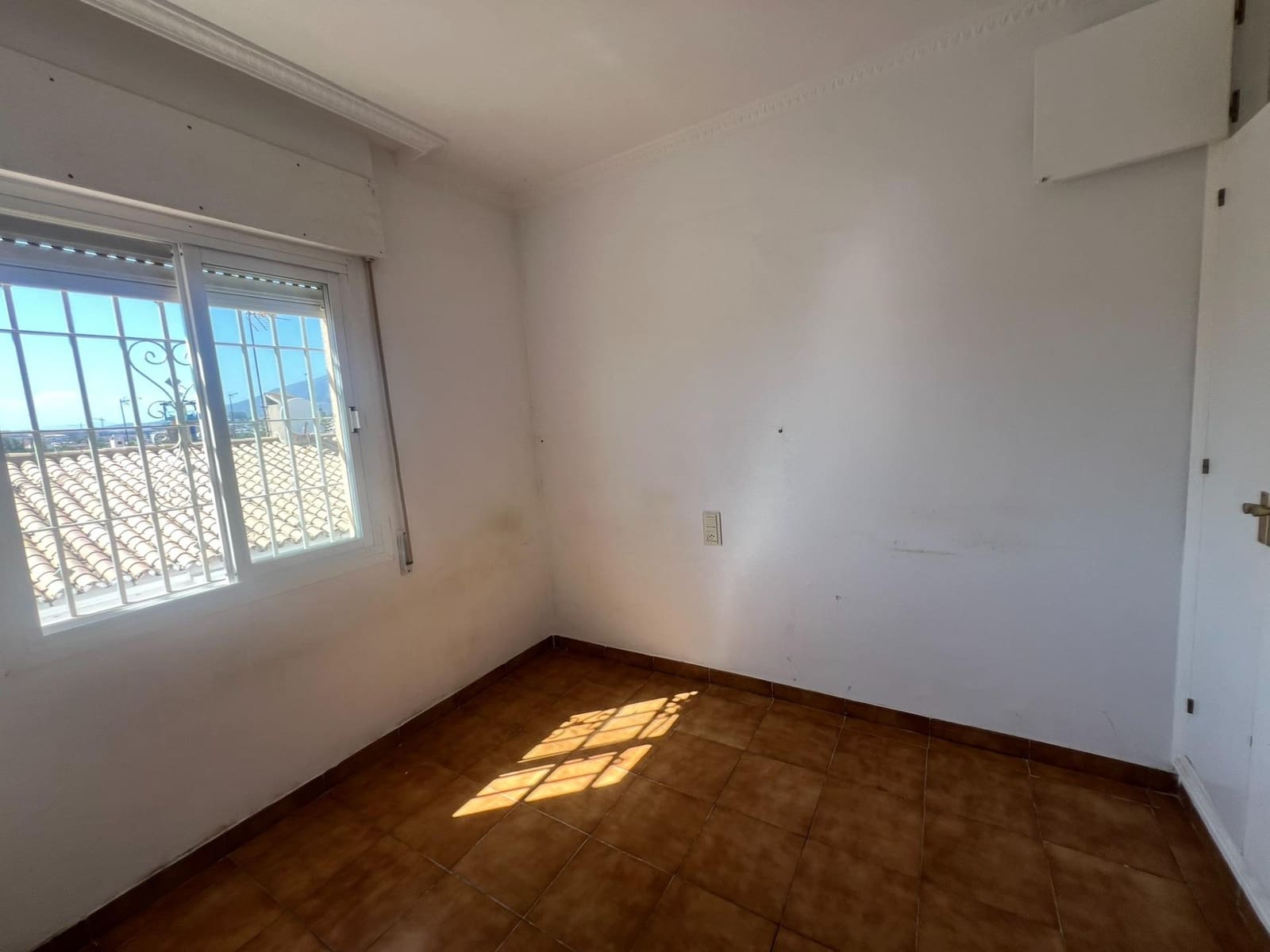 5 chambre Villa/Maison Mitoyenne à vendre à Mijas avec garage - 465 000 € (Ref: 9899027)
