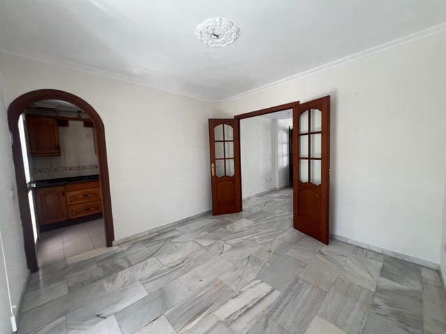 5 chambre Villa/Maison Mitoyenne à vendre à Mijas avec garage - 465 000 € (Ref: 9899027)
