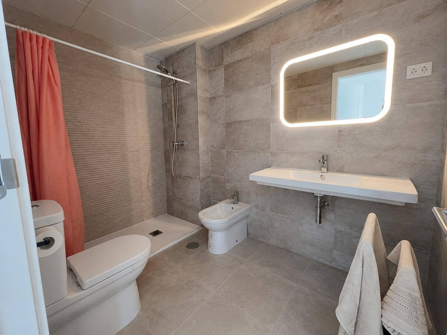 2 soverom Rekkehus til salgs i Torremolinos med svømmebasseng - € 580 000 (Ref: 9958123)