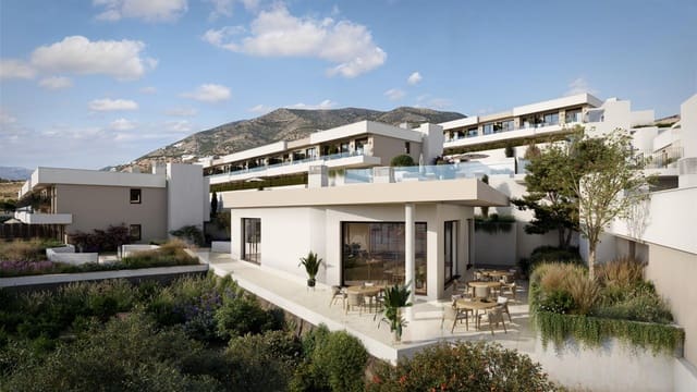 3 soverom Rekkehus til salgs i El Higuerón, Fuengirola med svømmebasseng garasje - € 1 250 000 (Ref: 9975594)
