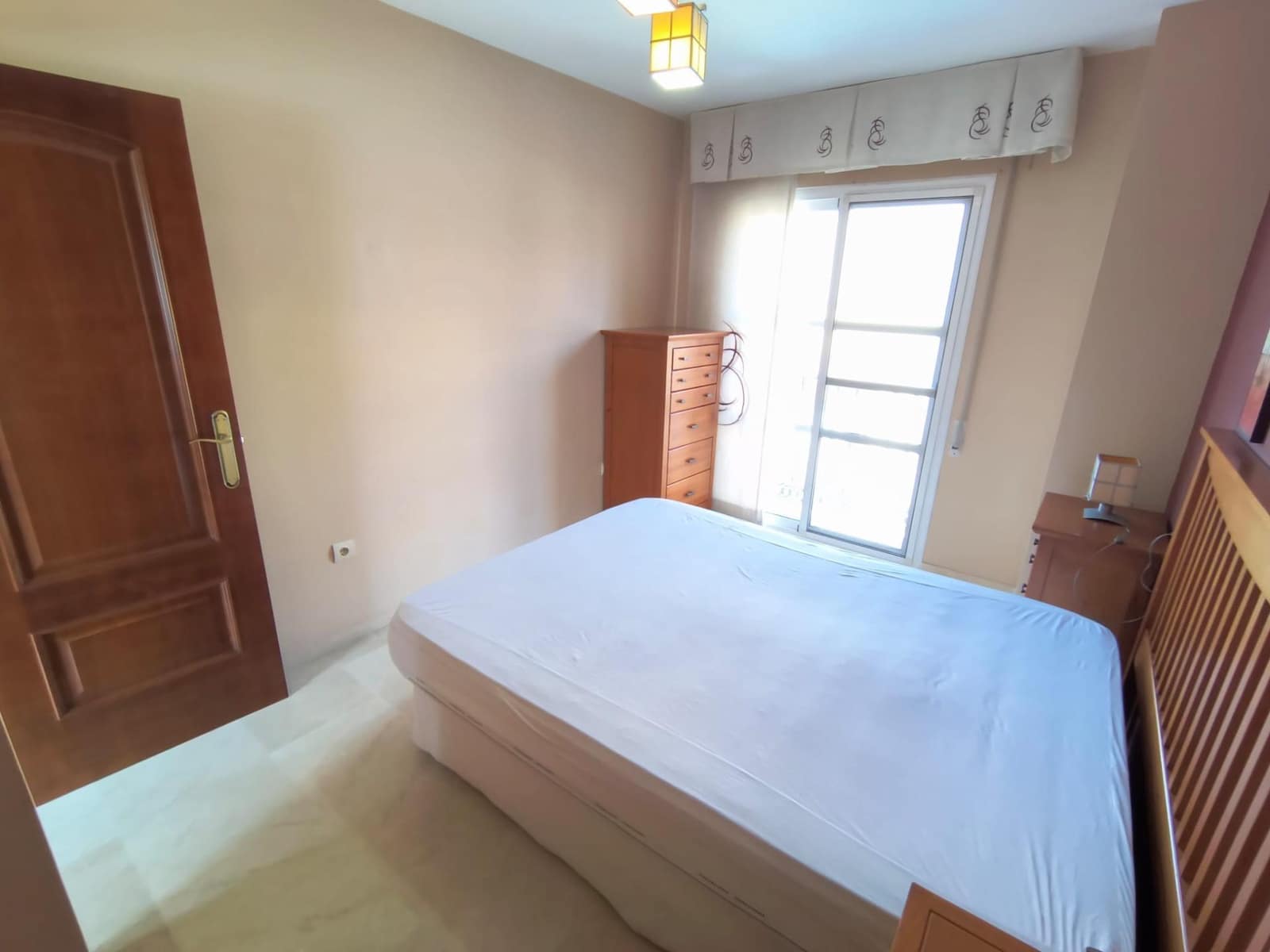 2 bedroom Apartment for sale in Fuengirola - € 273,000 (Ref: 9983133)