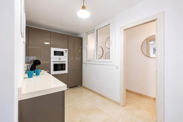 4 slaapkamer Appartement te koop in Fuengirola - € 468.000 (Ref: 9994403)