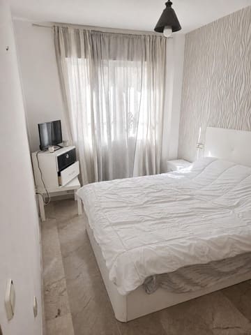 2 bedroom Apartment for sale in Las Lagunas de Mijas, Mijas with garage - € 225,000 (Ref: 9997235)