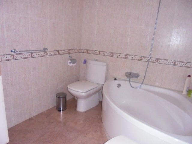 5 chambre Finca/Maison de Campagne à vendre à Fondon avec piscine garage - 205 000 € (Ref: 5938357)