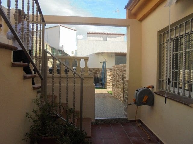 5 chambre Finca/Maison de Campagne à vendre à Fondon avec piscine garage - 205 000 € (Ref: 5938357)