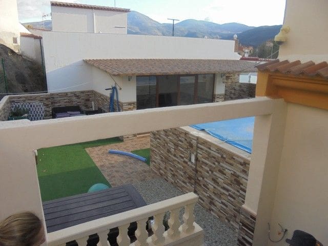 5 chambre Finca/Maison de Campagne à vendre à Fondon avec piscine garage - 205 000 € (Ref: 5938357)