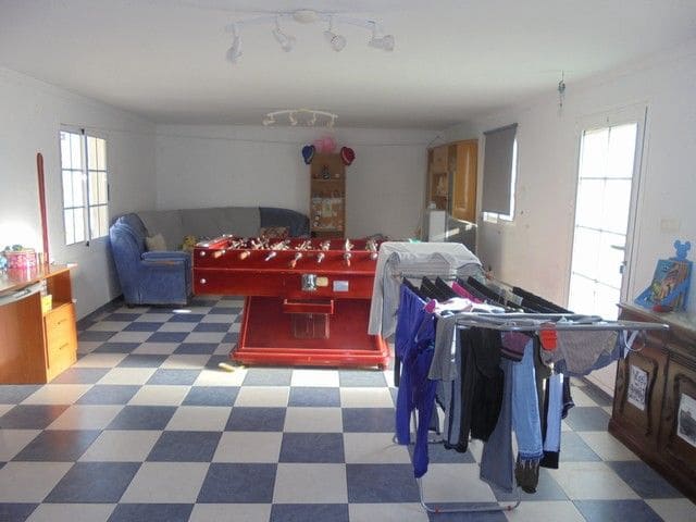 5 chambre Finca/Maison de Campagne à vendre à Fondon avec piscine garage - 205 000 € (Ref: 5938357)