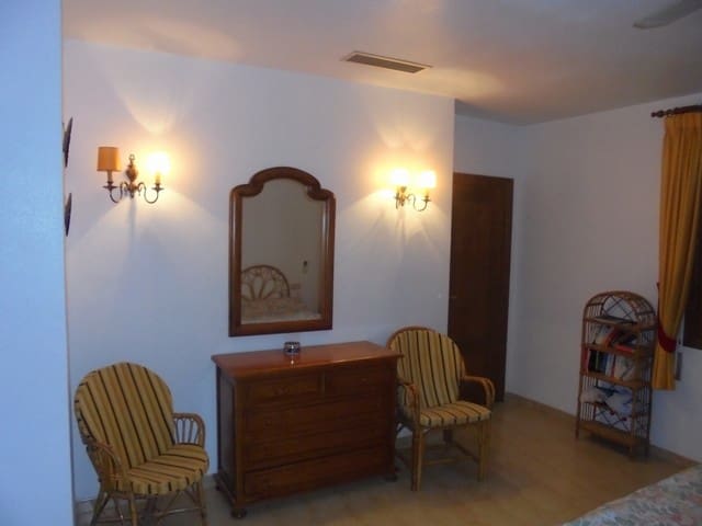 3 soveværelse Villa til salg i Berja - € 275.000 (Ref: 6984372)