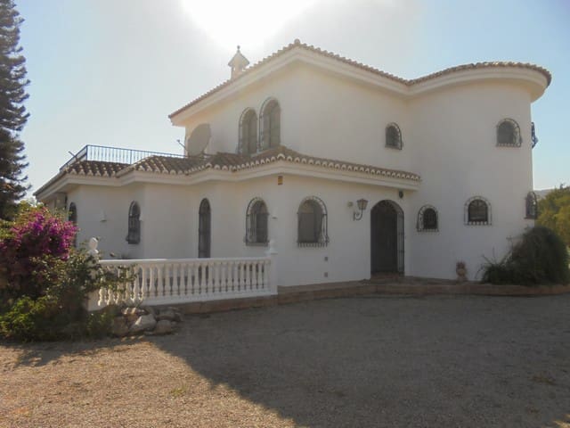 3 soveværelse Villa til salg i Berja - € 275.000 (Ref: 6984372)