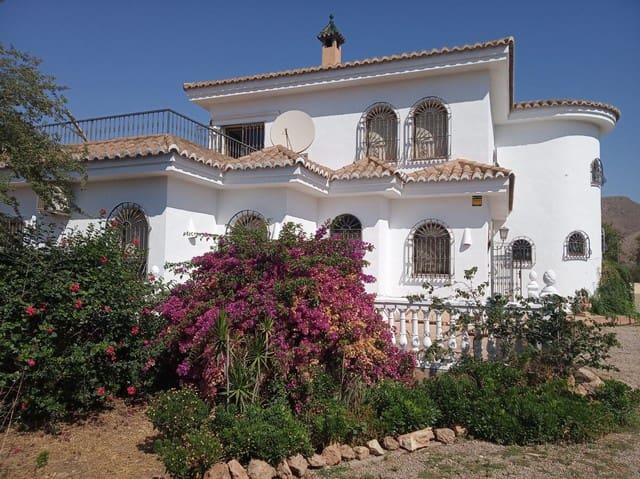 3 soveværelse Villa til salg i Berja - € 275.000 (Ref: 6984372)