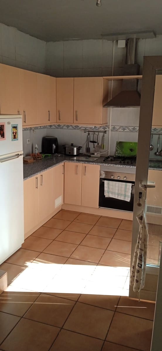 Semi-Rækkehus til salg i Berja - € 120.000 (Ref: 7852565)