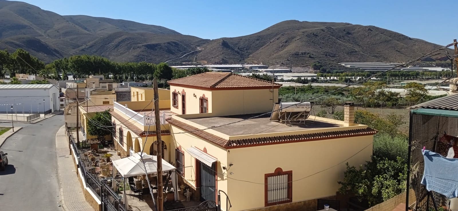 Semi-Rækkehus til salg i Berja - € 120.000 (Ref: 7852565)