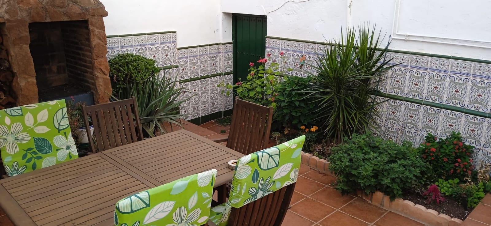 Semi-Rækkehus til salg i Berja - € 120.000 (Ref: 7852565)