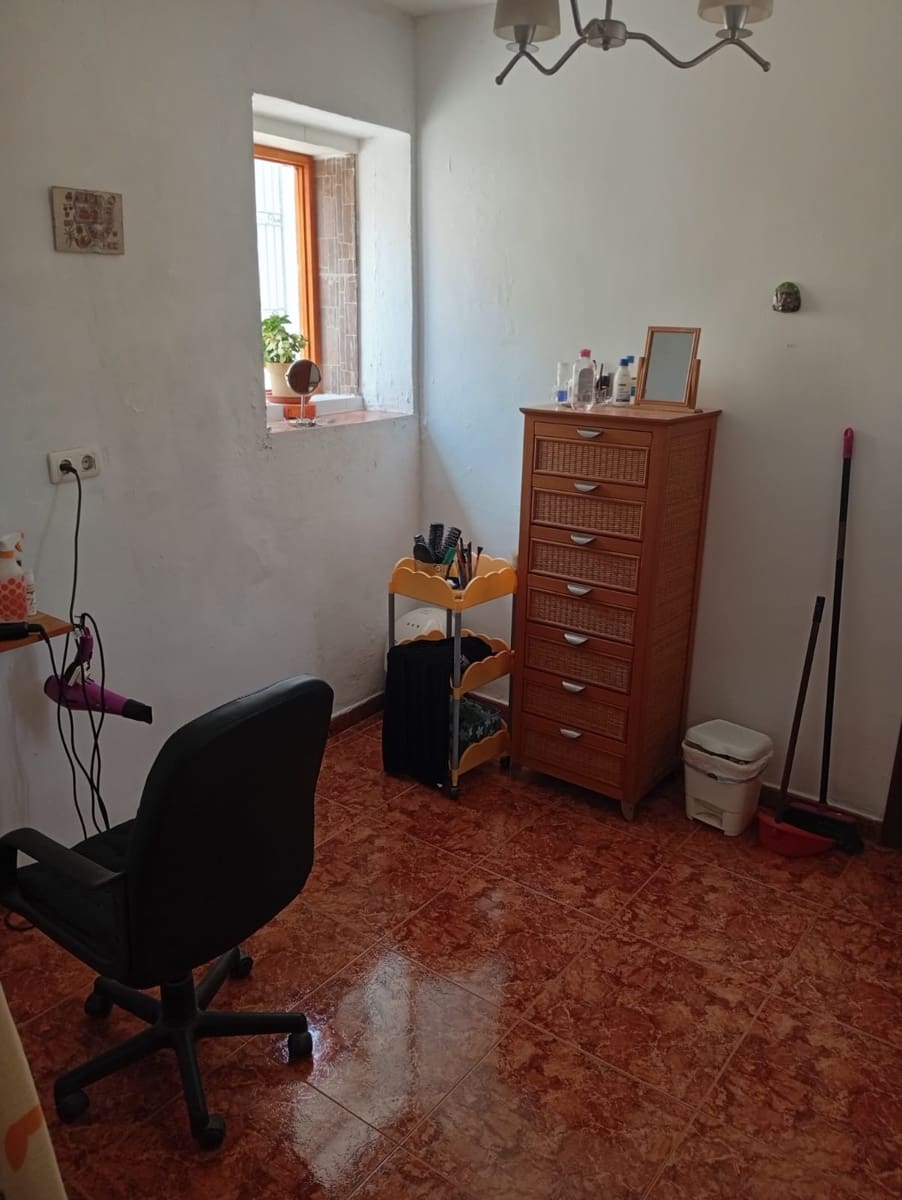 Semi-Rækkehus til salg i Berja - € 120.000 (Ref: 7852565)