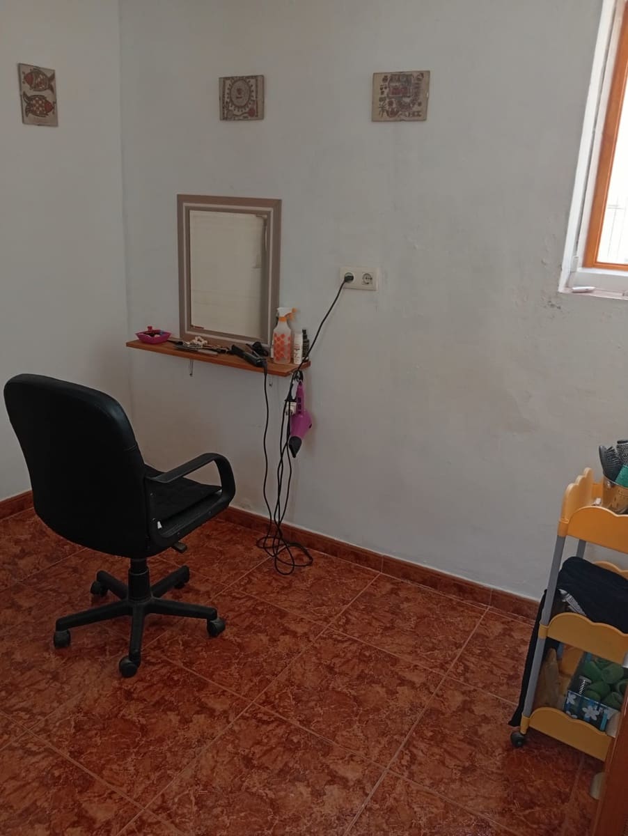 Semi-Rækkehus til salg i Berja - € 120.000 (Ref: 7852565)