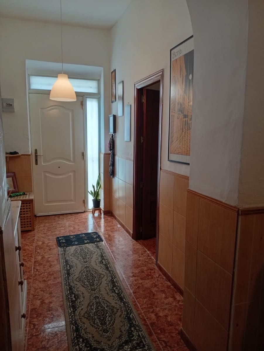 Semi-Rækkehus til salg i Berja - € 120.000 (Ref: 7852565)