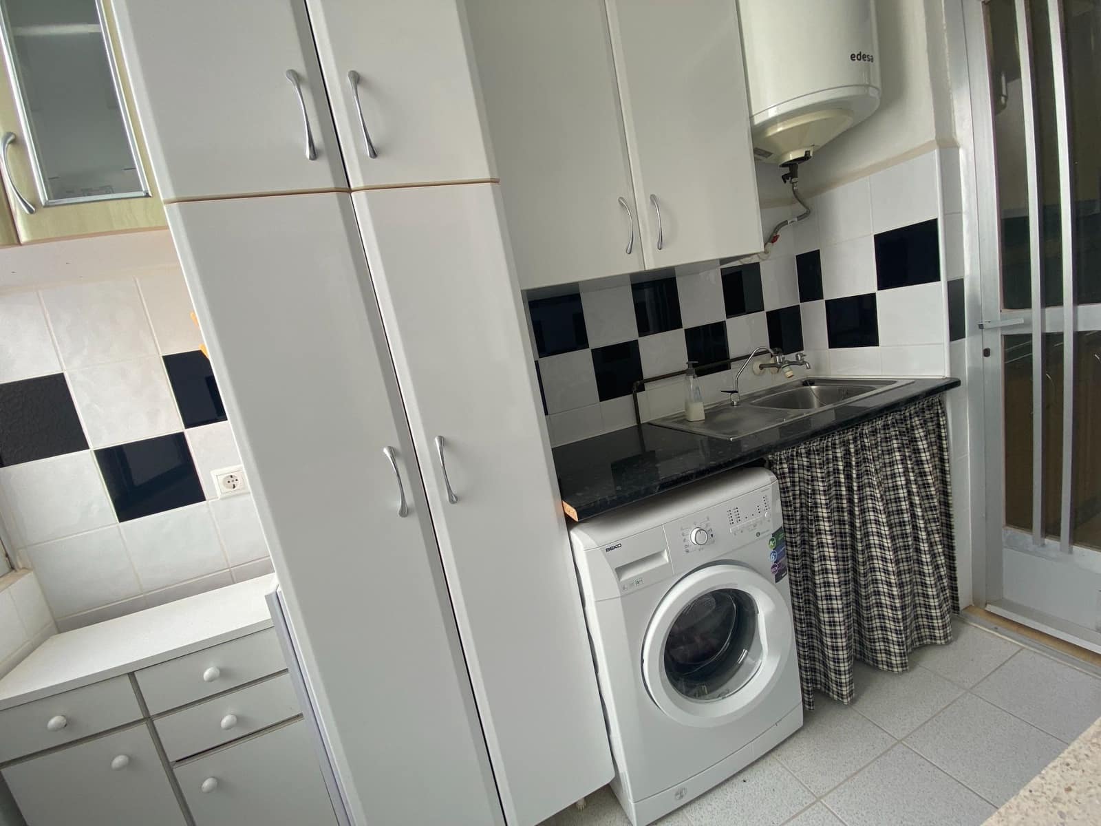 Apartamento de 3 habitaciones en Torre de la Horadada en venta - 250.000 € (Ref: 5823512)