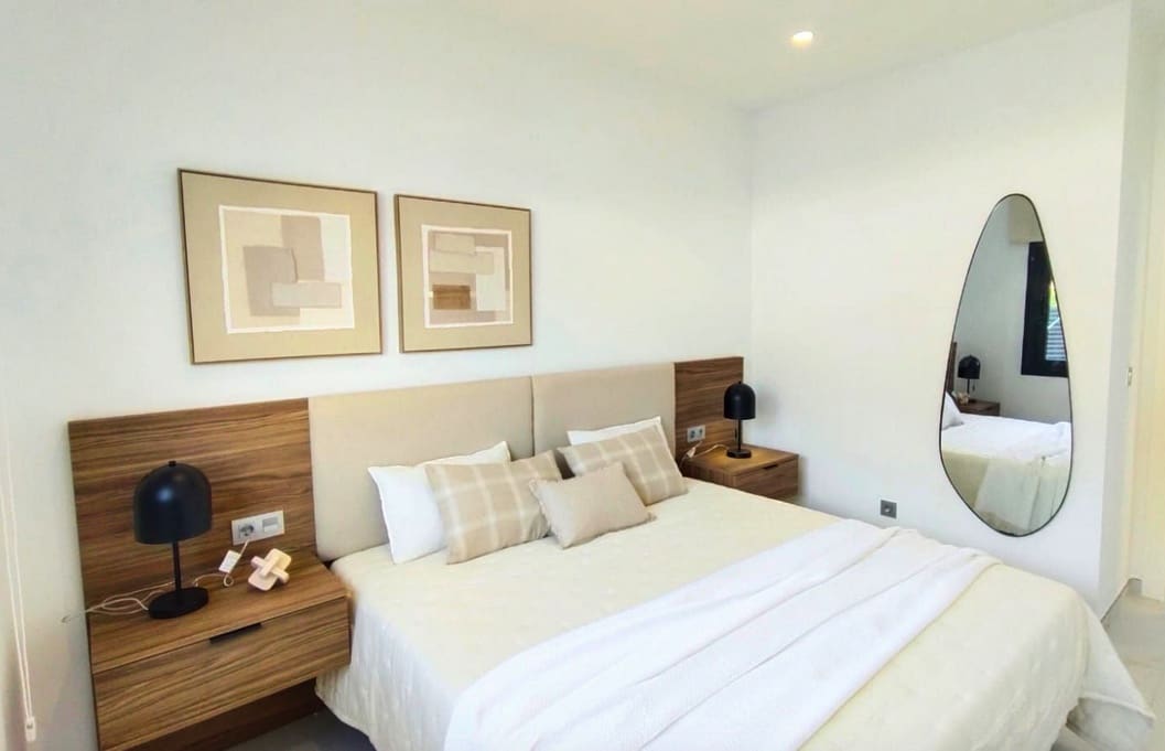 3 bedroom Villa for sale in Pinar de Campoverde with pool garage - € 422,500 (Ref: 7426510)