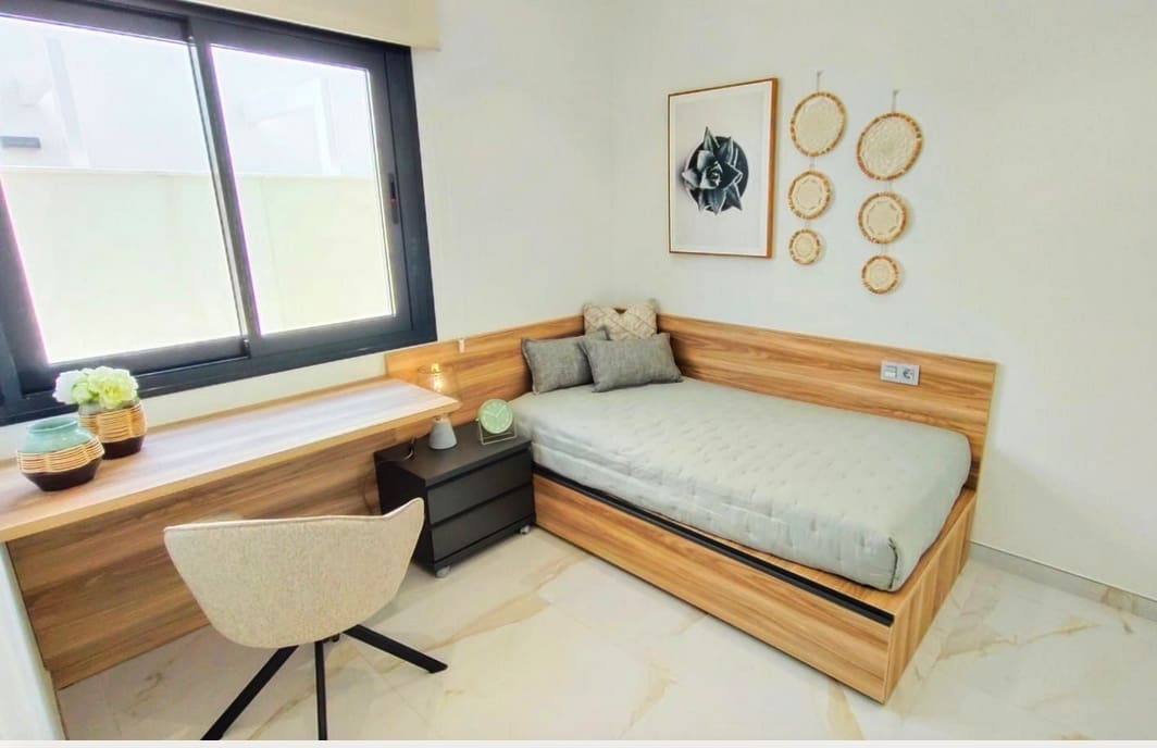 3 bedroom Villa for sale in Pinar de Campoverde with pool garage - € 422,500 (Ref: 7426510)