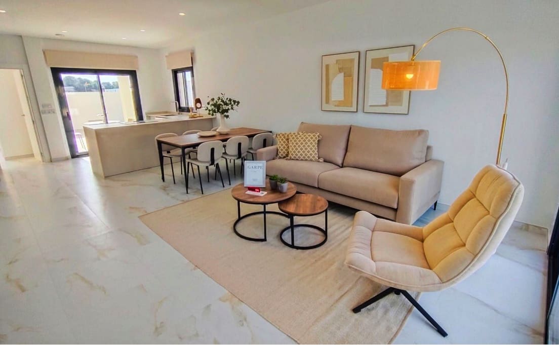 3 bedroom Villa for sale in Pinar de Campoverde with pool garage - € 422,500 (Ref: 7426510)