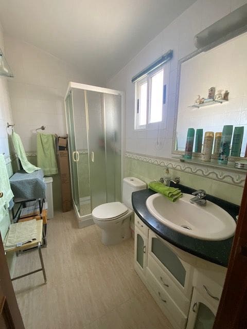 3 bedroom Villa for sale in Torre de la Horadada with garage - € 239,000 (Ref: 9036328)