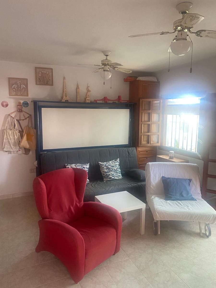 1 bedroom Apartment for sale in Torre de la Horadada with pool - € 99,000 (Ref: 9127949)