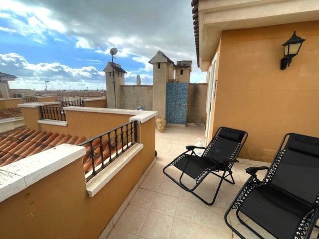 2 quarto Casa em Banda para venda em Torre de la Horadada com piscina garagem - 210 000 € (Ref: 9269141)