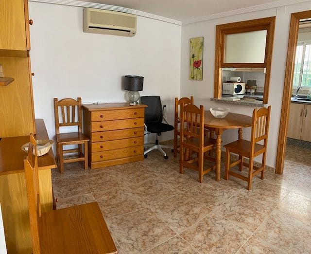 3 bedroom Villa for sale in Torre de la Horadada with garage - € 220,000 (Ref: 9418827)