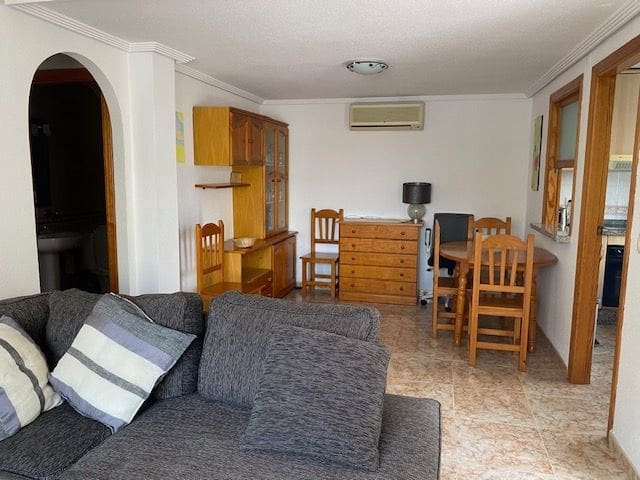 3 bedroom Villa for sale in Torre de la Horadada, Pilar de la Horadada with garage - € 220,000 (Ref: 9418827)