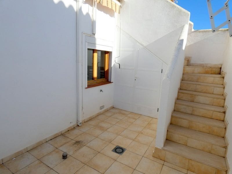 3 bedroom Townhouse for sale in Torre de la Horadada with pool - € 245,000 (Ref: 9491057)
