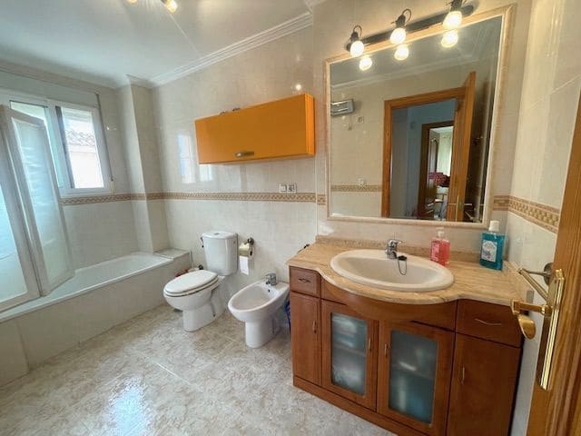 3 bedroom Townhouse for sale in Torre de la Horadada with pool - € 220,000 (Ref: 9590650)