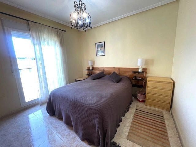 3 bedroom Townhouse for sale in Torre de la Horadada with pool - € 220,000 (Ref: 9590650)