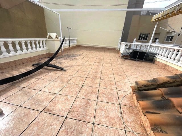 2 bedroom Bungalow for sale in Los Alcazares with pool - € 159,950 (Ref: 9590651)