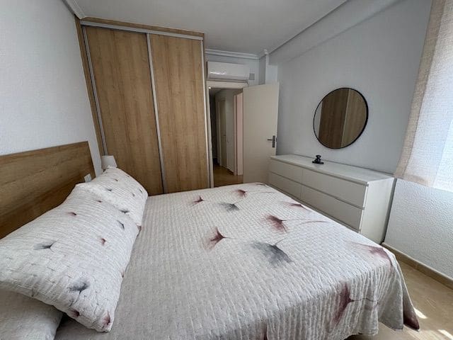 3 bedroom Apartment for sale in Torre de la Horadada with garage - € 275,000 (Ref: 9805965)