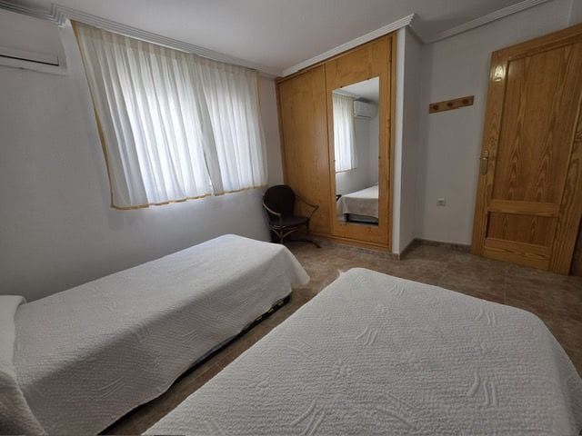 4 bedroom Townhouse for sale in Torre de la Horadada - € 255,000 (Ref: 9805966)