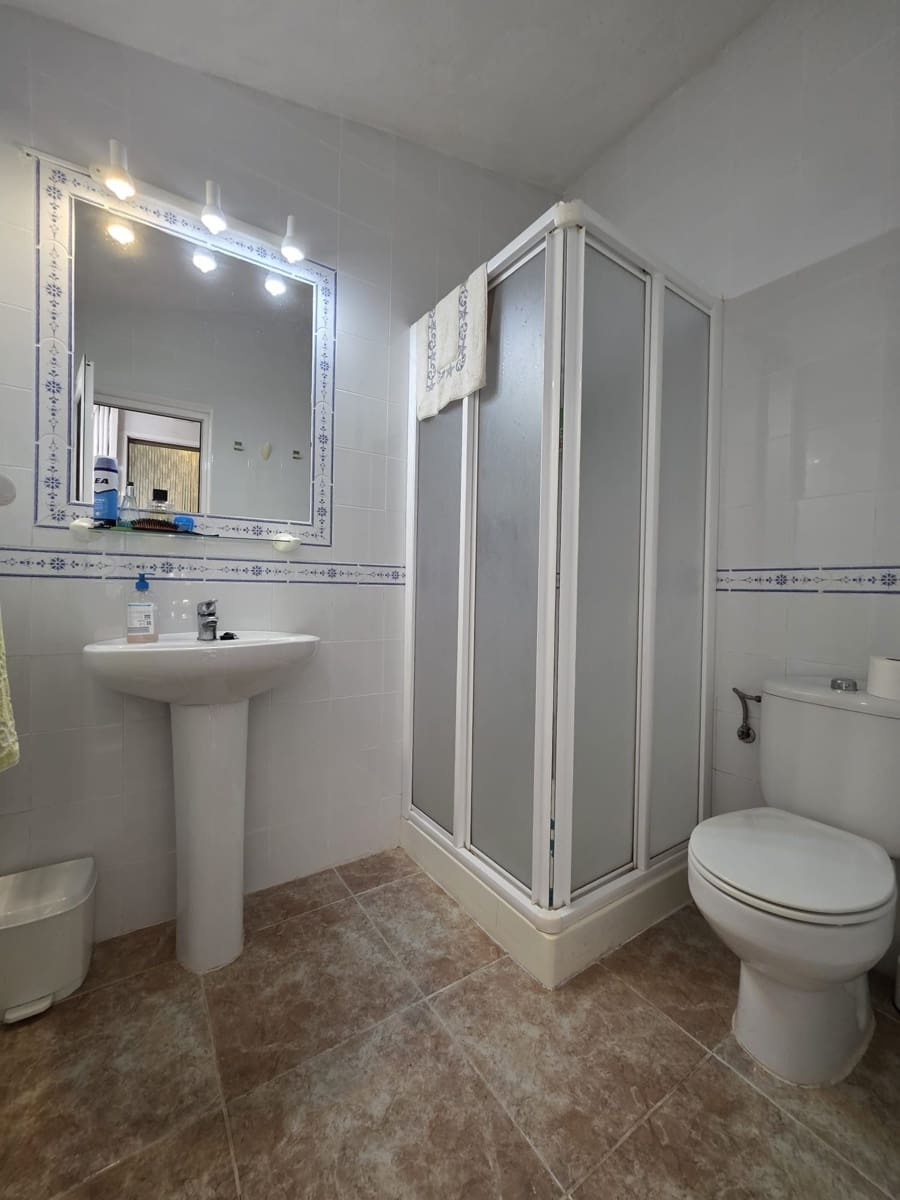 4 bedroom Townhouse for sale in Torre de la Horadada - € 255,000 (Ref: 9805966)