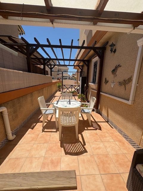 2 soverom Hus til salgs i Torre de la Horadada med garasje - € 220 000 (Ref: 9835096)