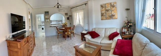 3 soveværelse Byhus til salg i Torre de la Horadada med swimmingpool - € 235.000 (Ref: 9921636)
