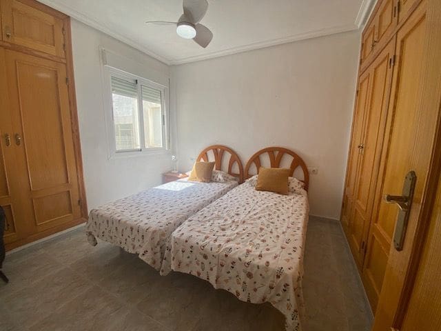 1 soveværelse Lejlighed til salg i Torre de la Horadada - € 130.000 (Ref: 9950923)