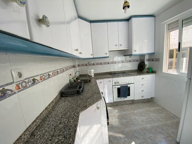 1 soveværelse Lejlighed til salg i Torre de la Horadada, Pilar de la Horadada - € 130.000 (Ref: 9950923)