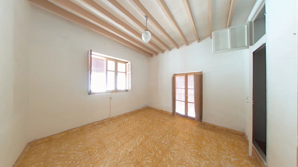4 Zimmer Haus zu verkaufen in Maro - 299.900 € (Ref: 10005200)