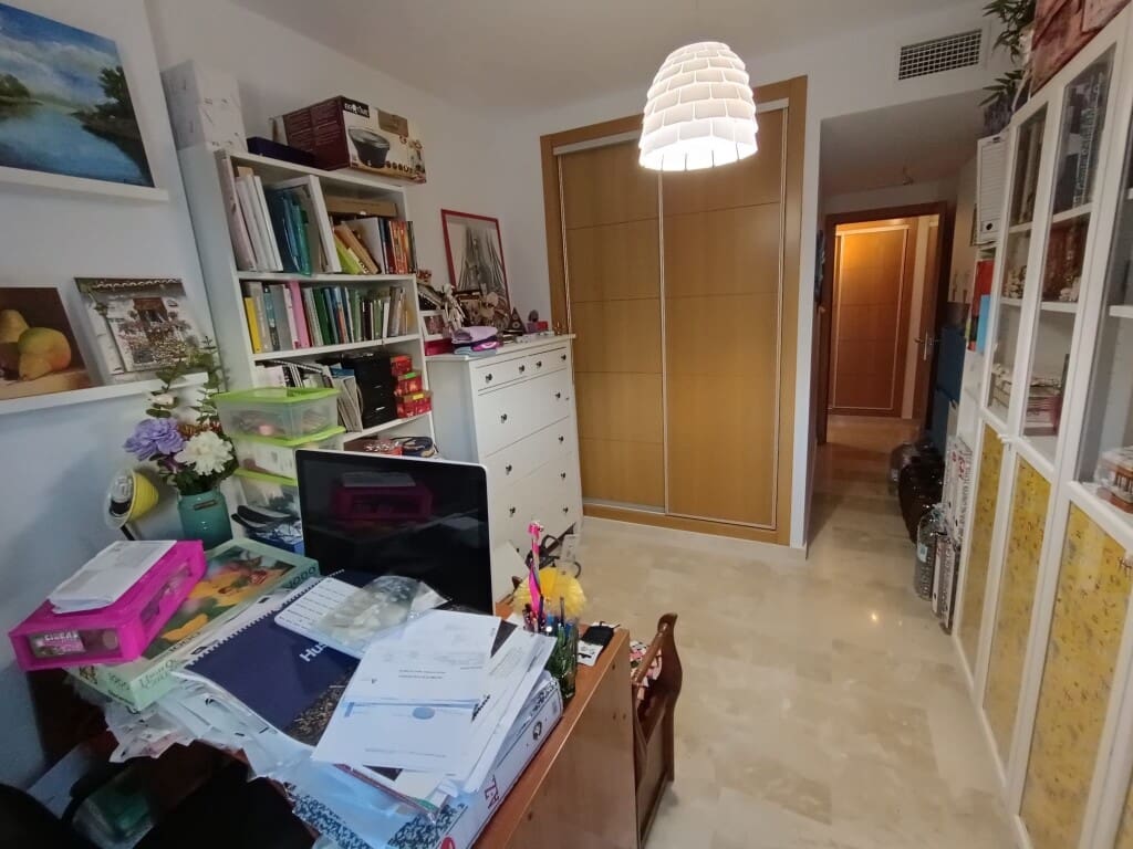3 soveværelse Lejlighed til salg i Caleta de Velez med garage - € 420.000 (Ref: 10005201)