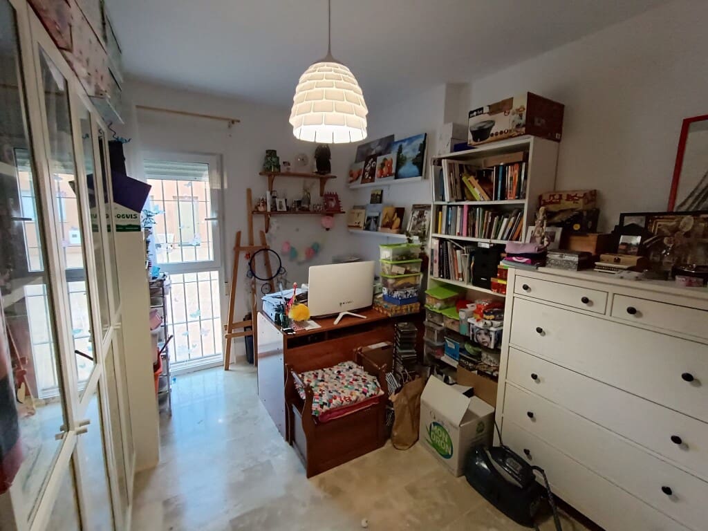 3 soveværelse Lejlighed til salg i Caleta de Velez med garage - € 420.000 (Ref: 10005201)