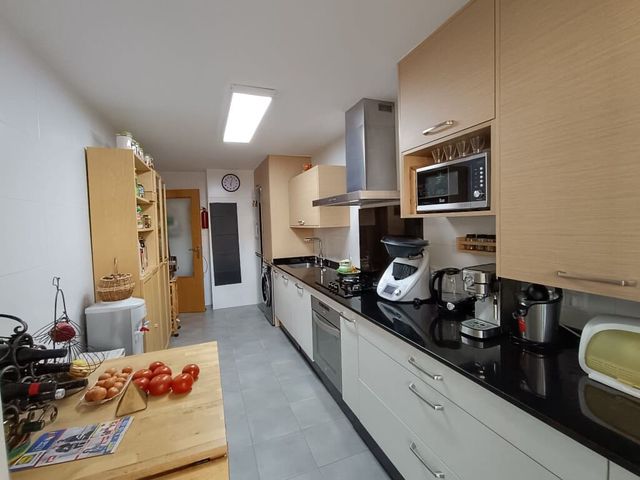 3 soveværelse Lejlighed til salg i Caleta de Vélez, Vélez-Málaga med garage - € 420.000 (Ref: 10005201)