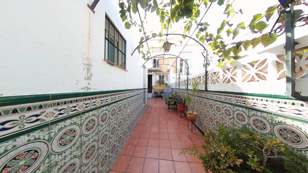 3 sovrum Hus till salu i Nerja med garage - 499 000 € (Ref: 10017179)